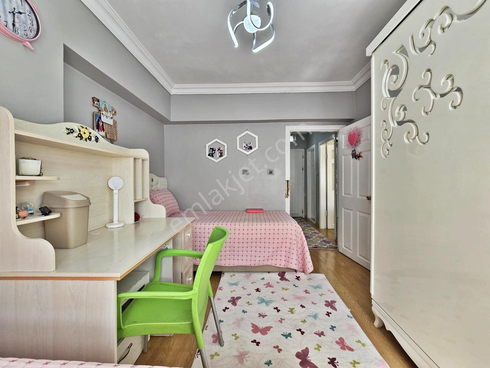 Elvan'da 3+1 Ebeveyn Banyolu Kök Tapu Ön Cephe Daire - Görsel 7