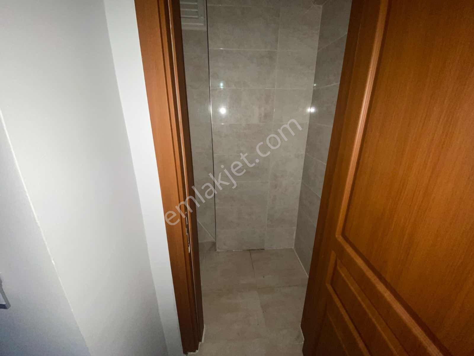 Tantavi Mah.metroya Yürüme Mesafesi Kiralık Çok Geniş 3+1 - Görsel 13