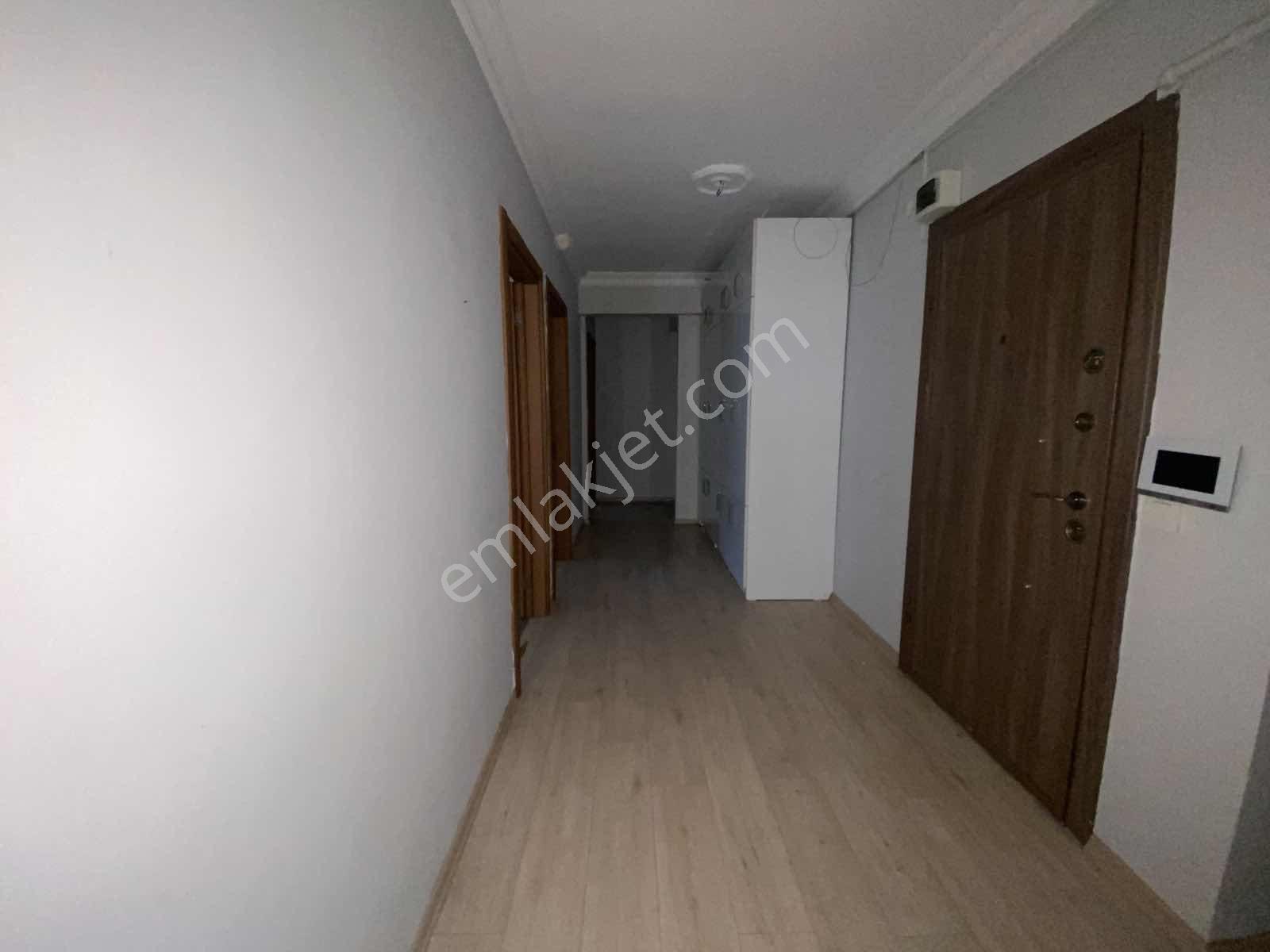 Tantavi Mah.metroya Yürüme Mesafesi Kiralık Çok Geniş 3+1 - Görsel 2