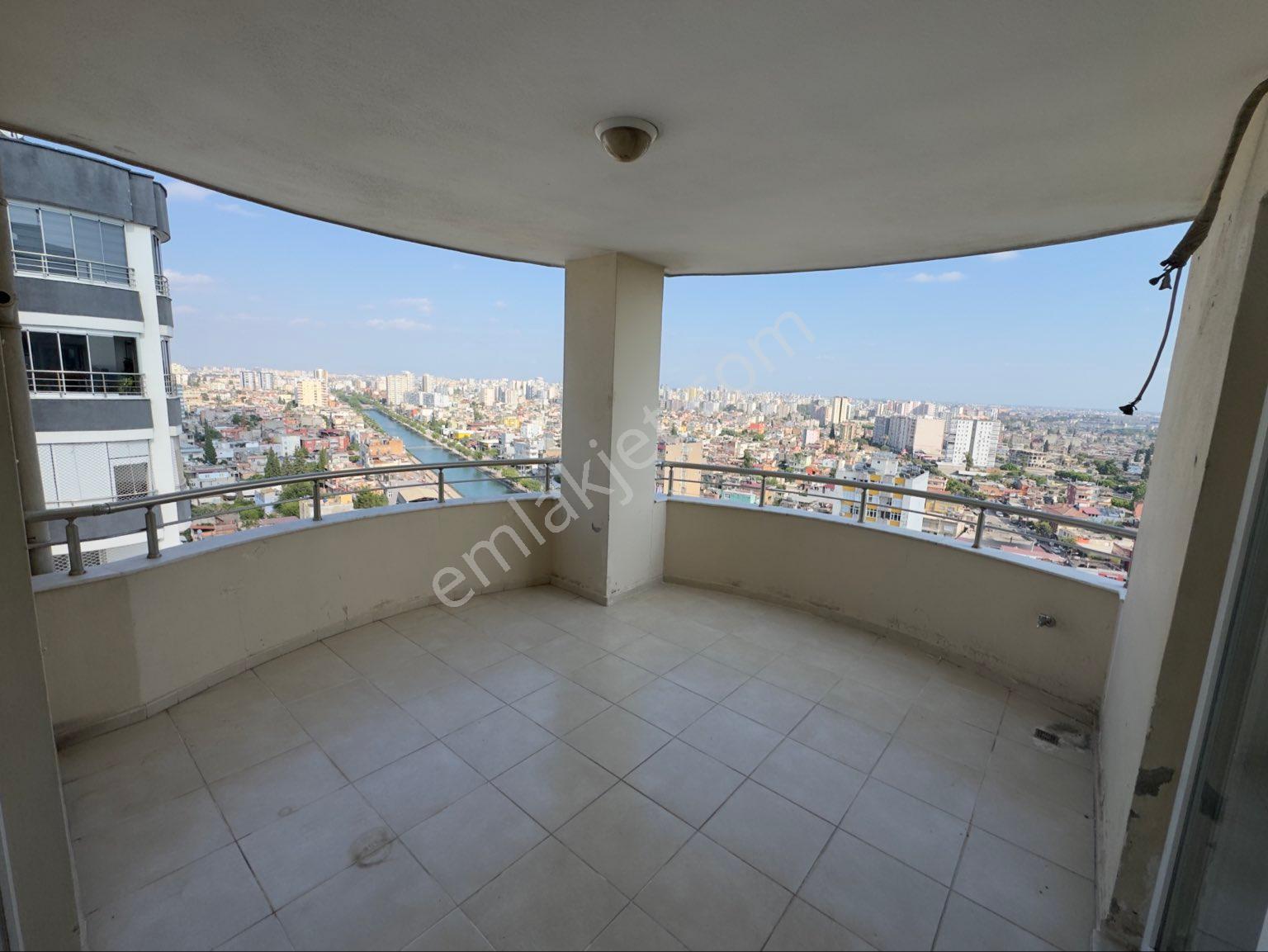 Kanal Manzaralı-groseri Karşısı-metroya Yakın-3+1 Kiralık Daire - Görsel 5