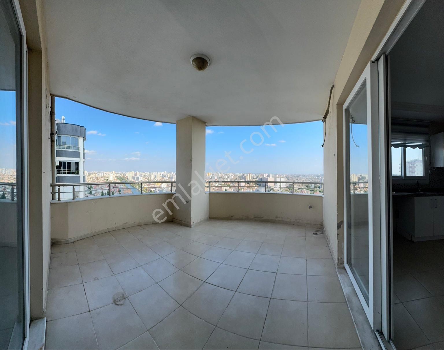 Kanal Manzaralı-groseri Karşısı-metroya Yakın-3+1 Kiralık Daire - Görsel 4