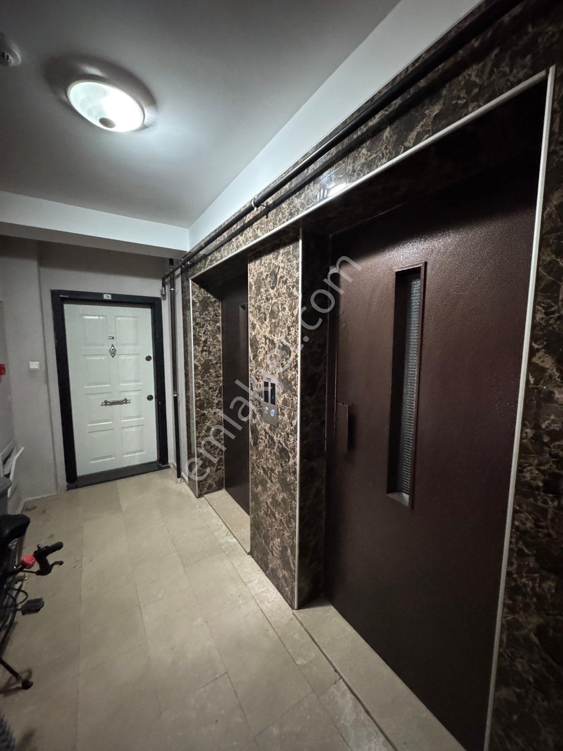 Kanal Manzaralı-groseri Karşısı-metroya Yakın-3+1 Kiralık Daire - Görsel 30
