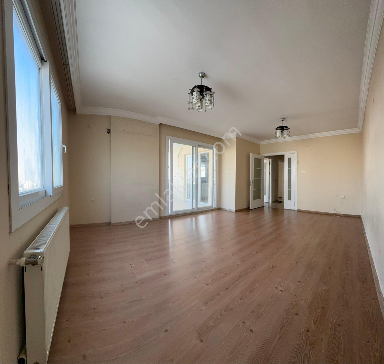 Kanal Manzaralı-groseri Karşısı-metroya Yakın-3+1 Kiralık Daire - Görsel 3