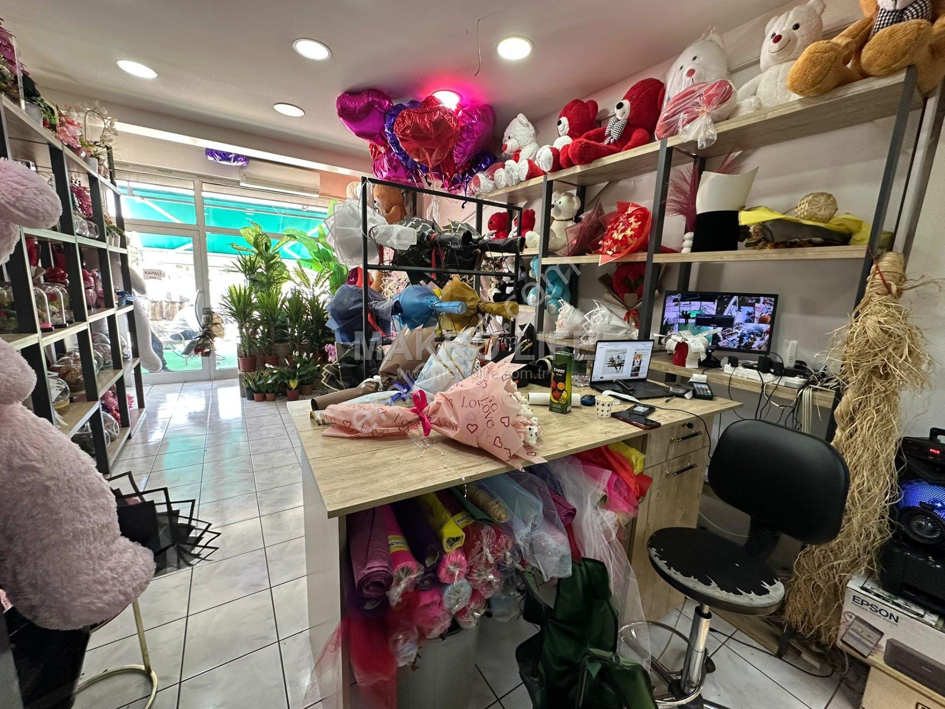 Makro Life Gayrimenkulden Göletli Karşısı Satılık Dükkan - Görsel 2