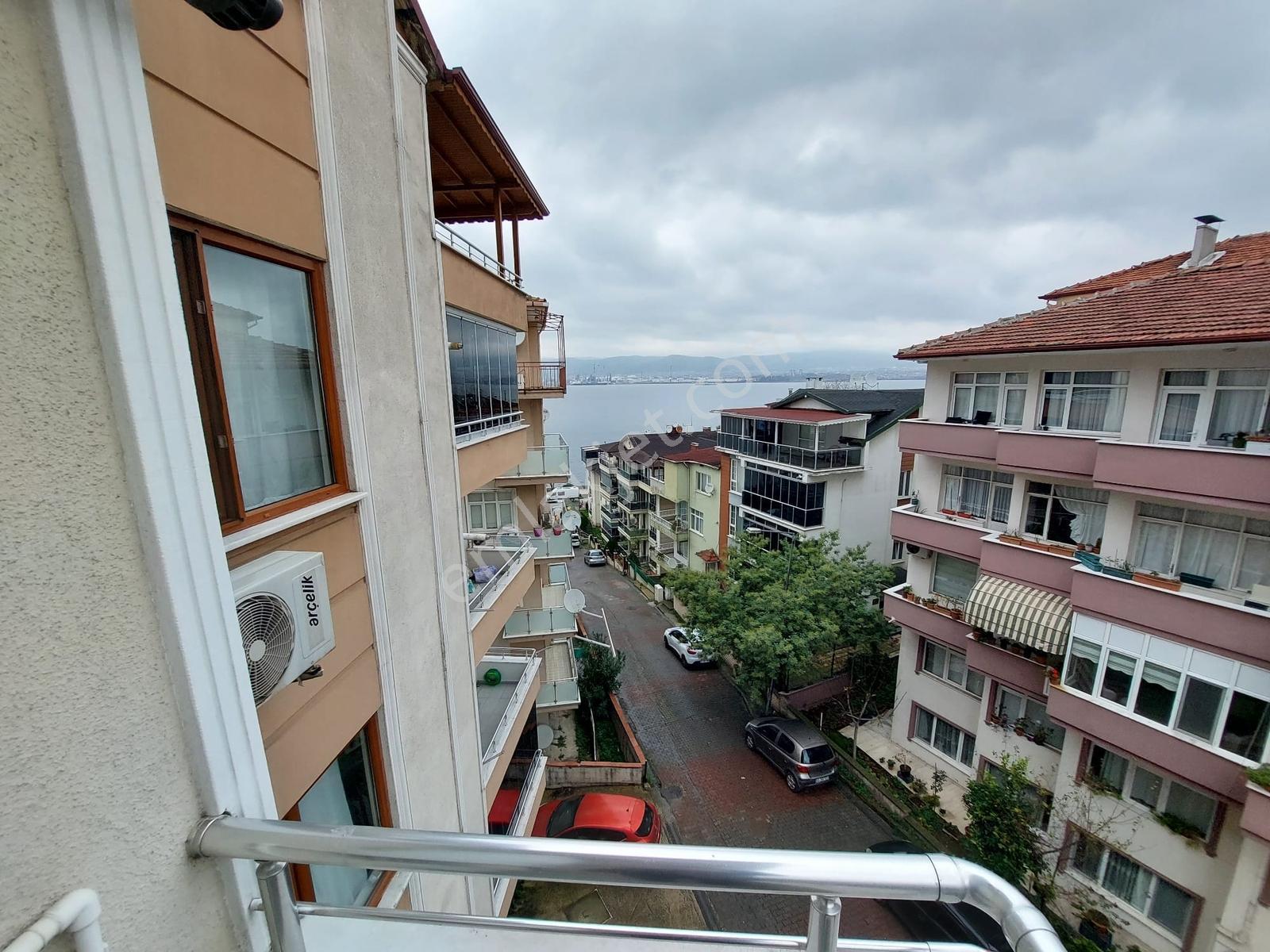 Yalı Mah.deniz Manzaralı Çatı Dublex 4+1 - Görsel 13
