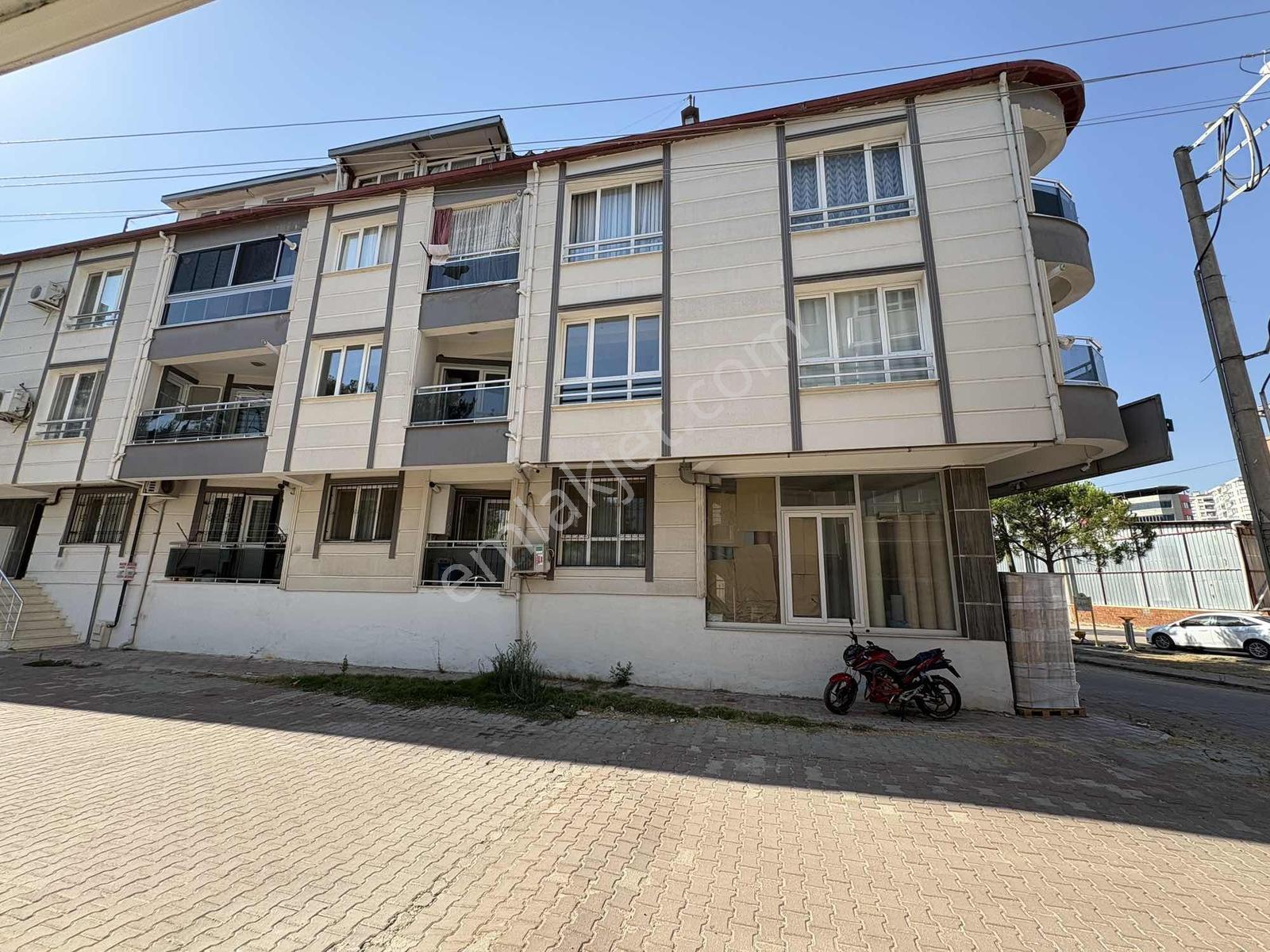 Buket Emlaktan 2+1 Satılık Daire - Görsel 2