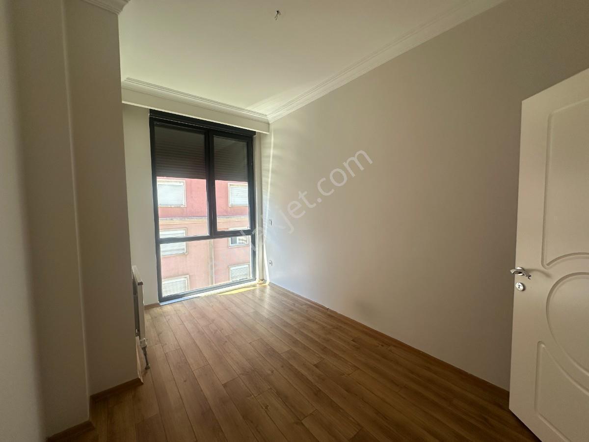 'turyap Göztepe Den Havuzlu Sitede Geniş 2+1 Kiralık Daire' - Görsel 18
