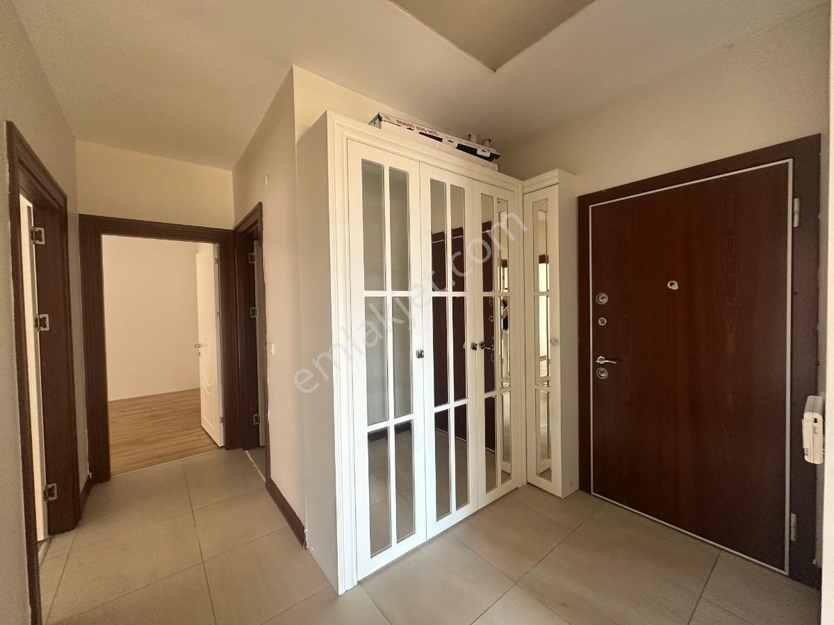 'turyap Göztepe Den Havuzlu Sitede Geniş 2+1 Kiralık Daire' - Görsel 9