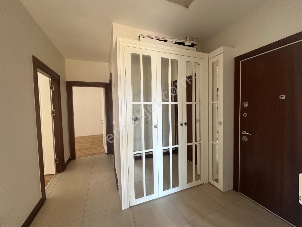 'turyap Göztepe Den Havuzlu Sitede Geniş 2+1 Kiralık Daire' - Görsel 16
