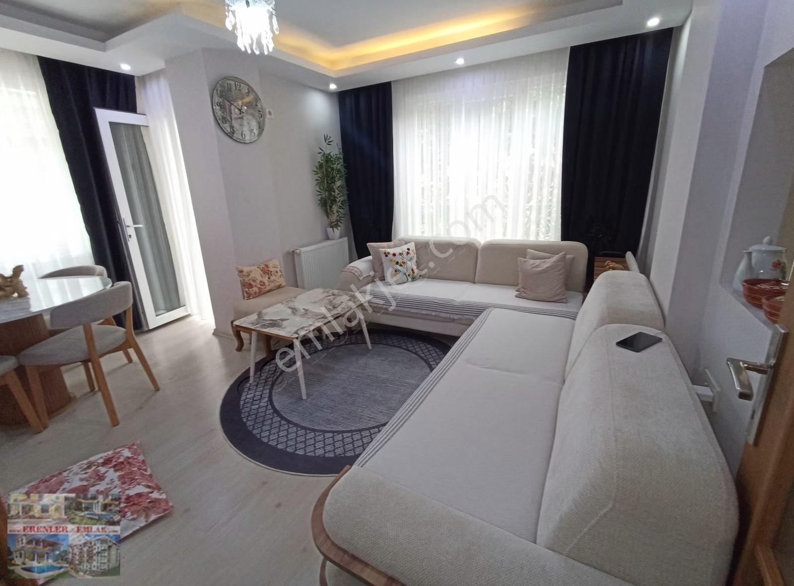 Cihangir'de Yeni Binada, Güney Cephe, 2+1, 85m² İskanlı Daire - Görsel 2