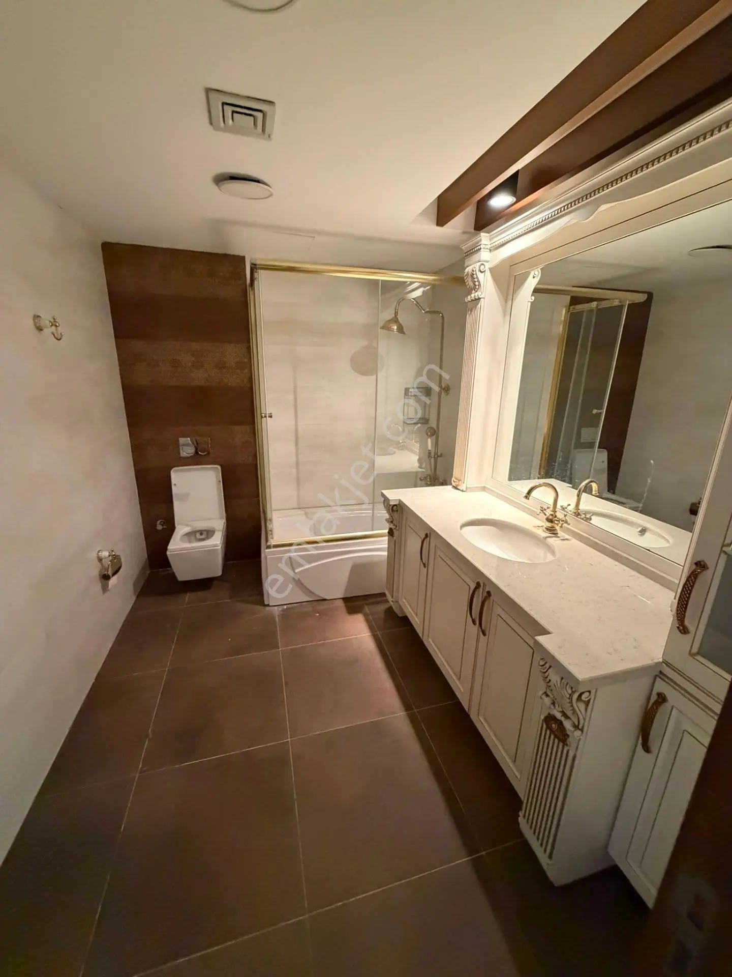 Park Mavera'da Hakanlar İnşaattan Kiralık180m2 3+1 Daire - Görsel 14