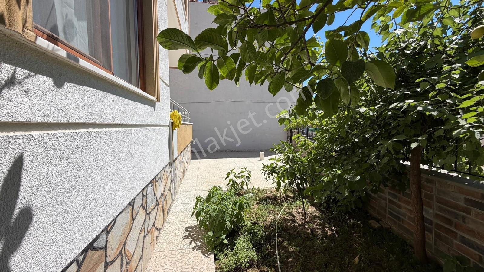 Parstan Bölgenin İncisi Gürede Denize 100m Mesafede 3+1 Villa - Görsel 3