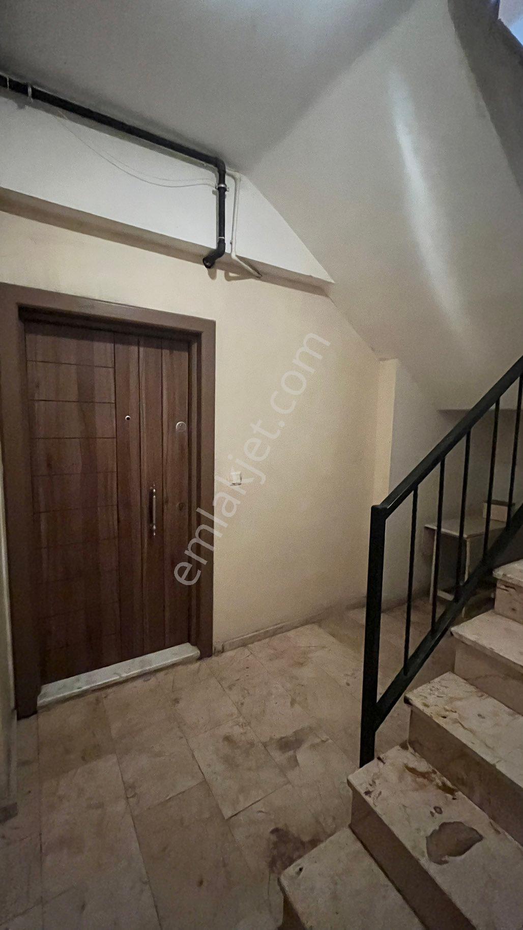 Kartaltrpe’de Kiralık Yüksek Camlı 1+1 Bodrum Daire - Görsel 4