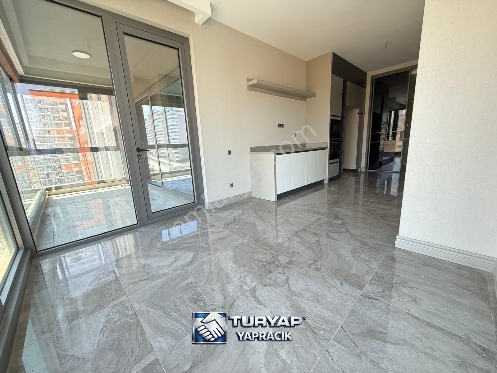 Turyap 'tan Focus Beytepe 'de Manzaralı Kiralık 3+1 Daire - Görsel 3