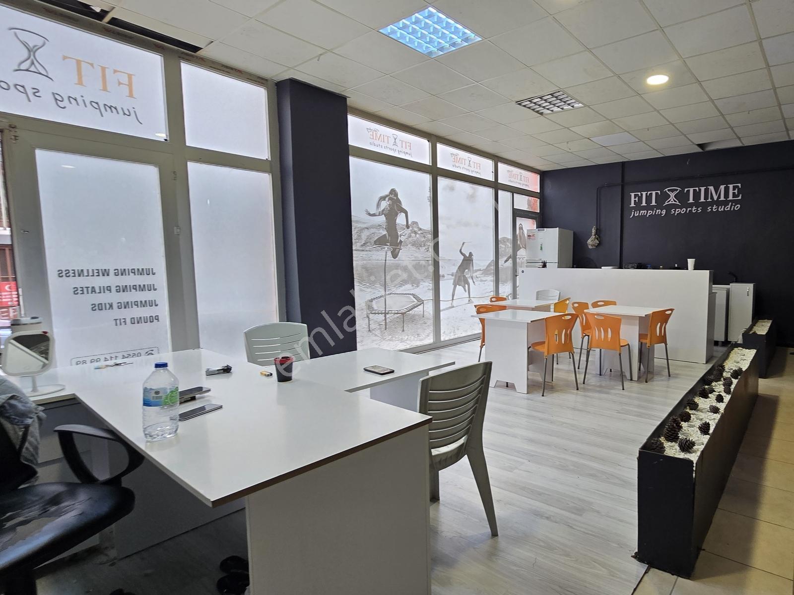 Çarşı Merkez 130 M² İskanlı Geniş Cepheli Kiralık Dükkan - Görsel 16