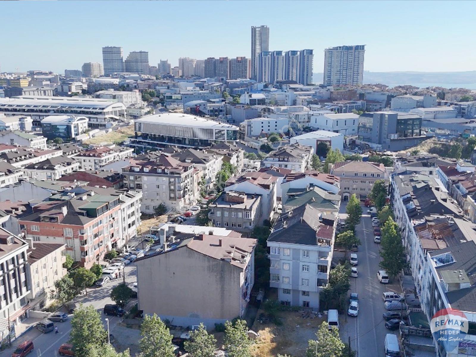 Remax Akın Seyhan Dan Akçaburgaz 3+2 Dubleks Teraslı Ferah Daire - Görsel 17