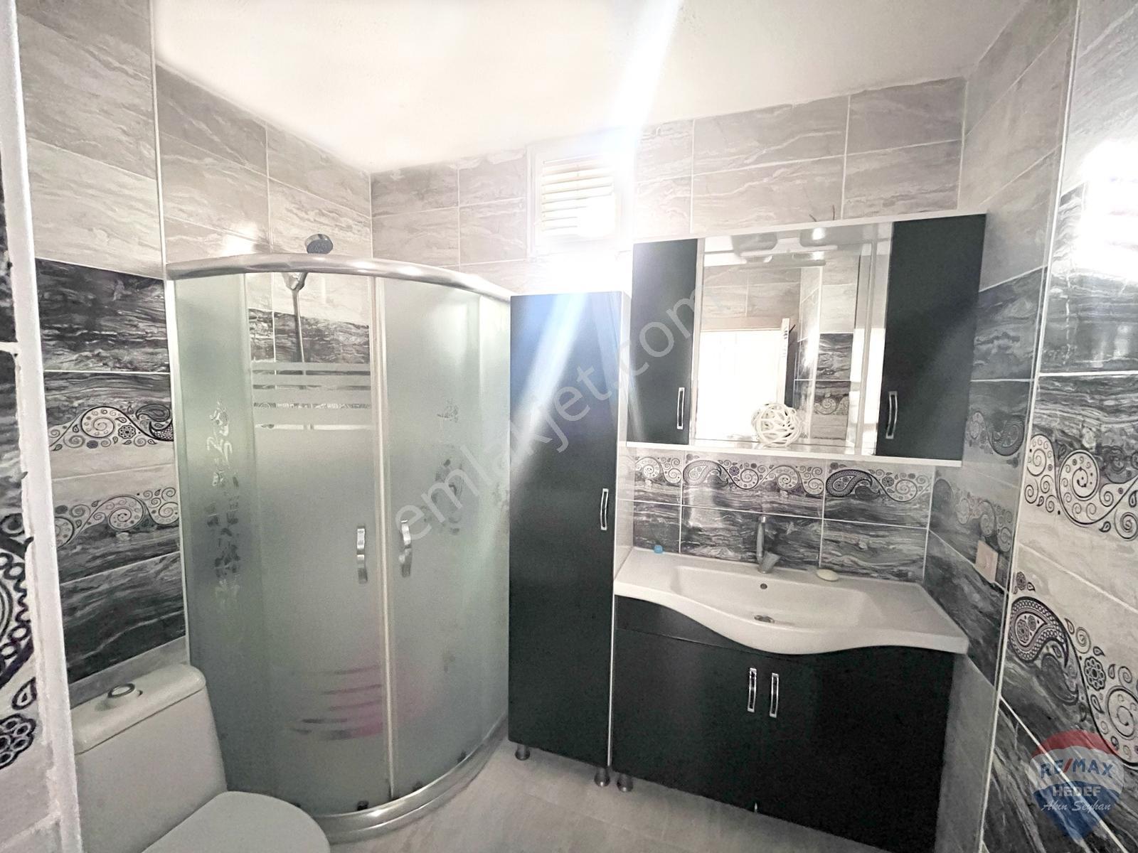 Remax Akın Seyhan Dan Akçaburgaz 3+2 Dubleks Teraslı Ferah Daire - Görsel 11