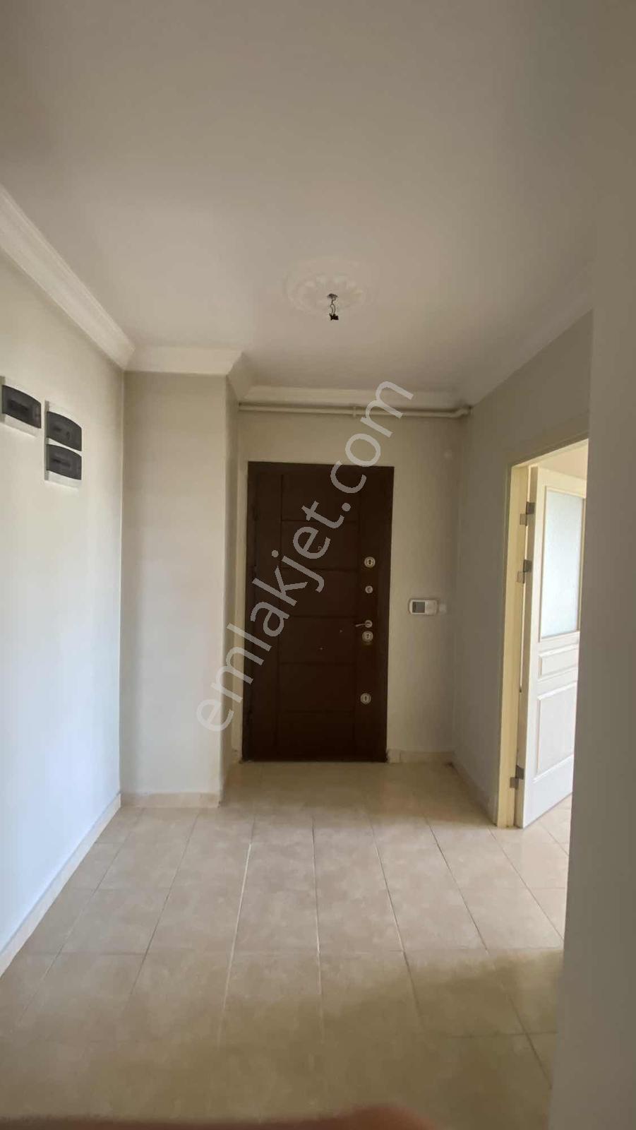 Güven Sitesinde Yapılı 3+1 Kiralık Daire - Görsel 9