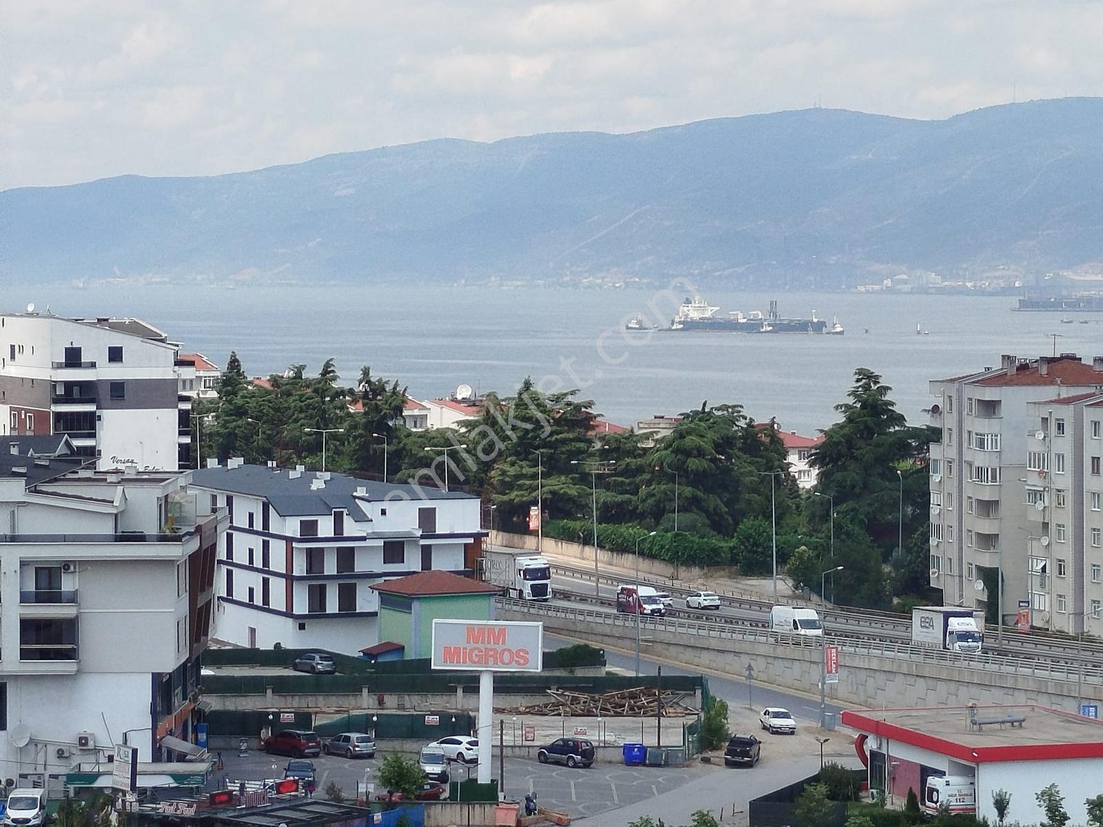 Remax Natural'den Değirmendere Topçular'da Satılık 3+1 Daire