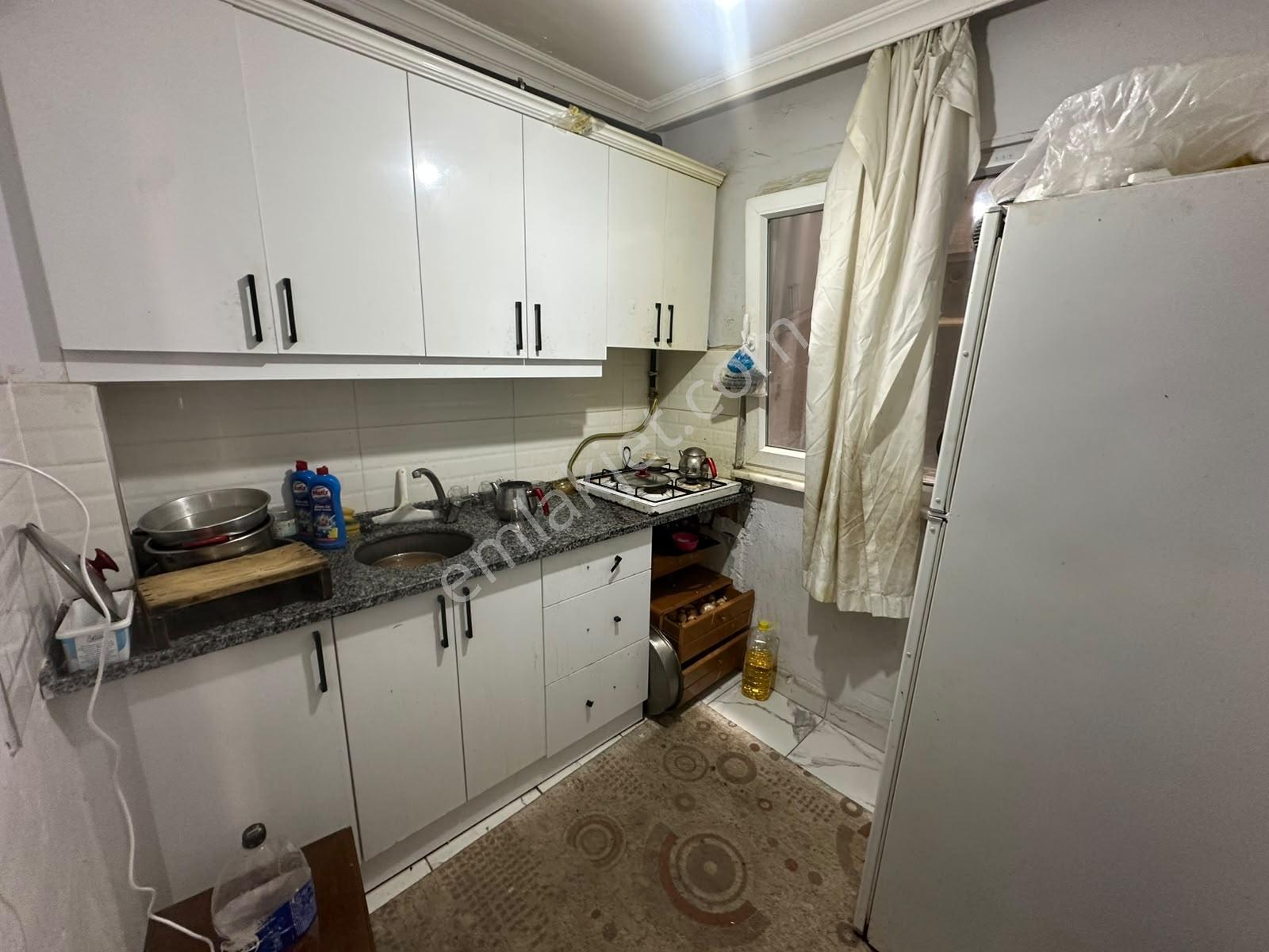 Furkan Demir'den Karamürsel Merkez'de Kiracılı 2+1 Satılık Daire - Görsel 8