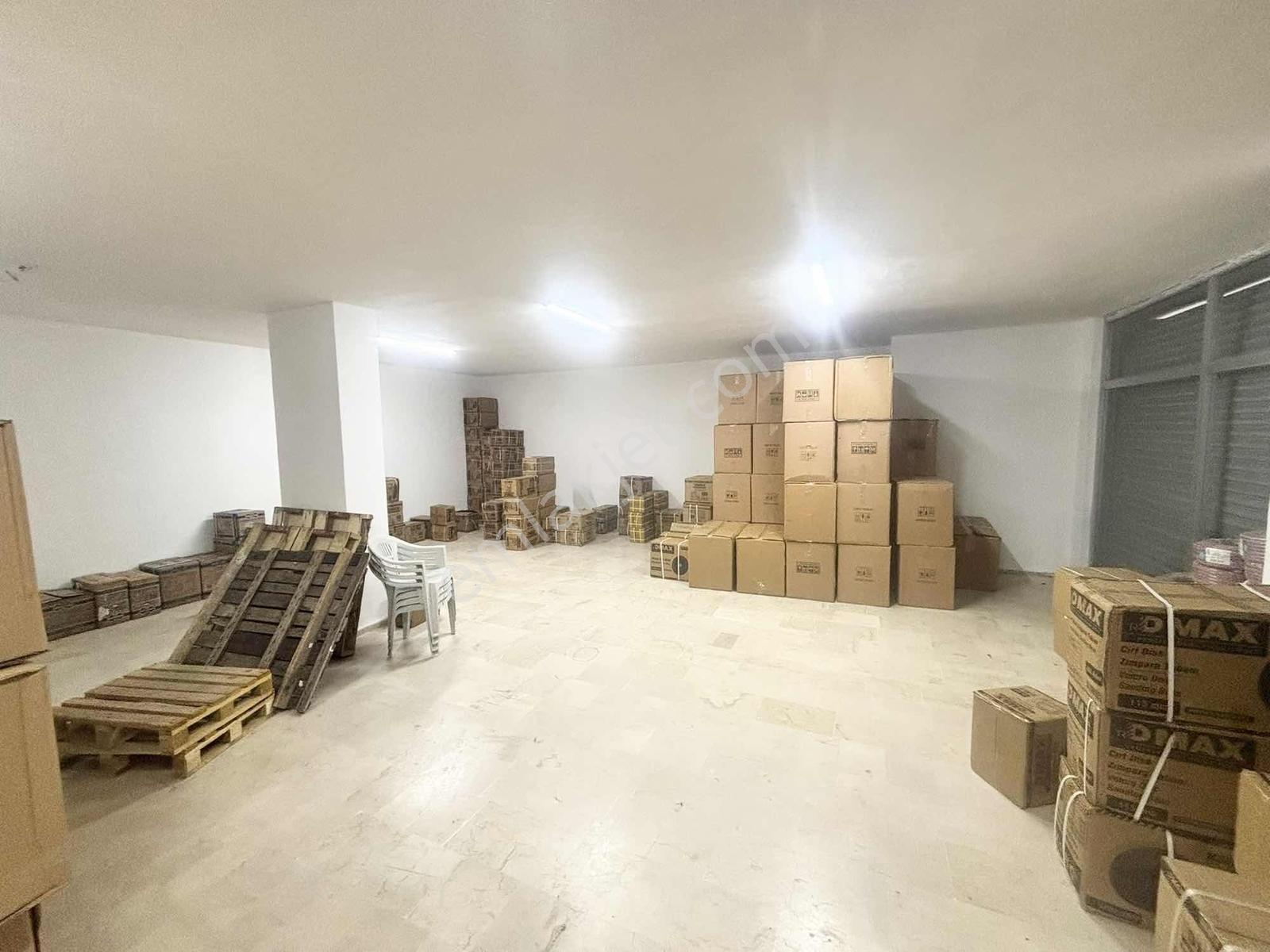 Kiralık 325+ 325 2 Adet Altlı Üstlü Bağımsız Girişli Dükkan - Görsel 6