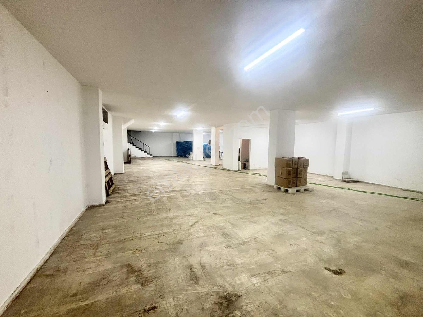 Kiralık 325+ 325 2 Adet Altlı Üstlü Bağımsız Girişli Dükkan - Görsel 12