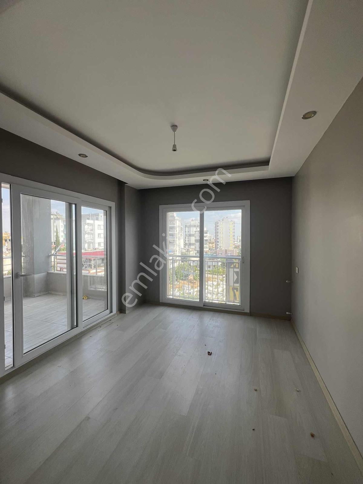 Kulepark~farkıyla~çok~geniş~teras~balkonlu~2+1~kapalı~mutfak - Görsel 15