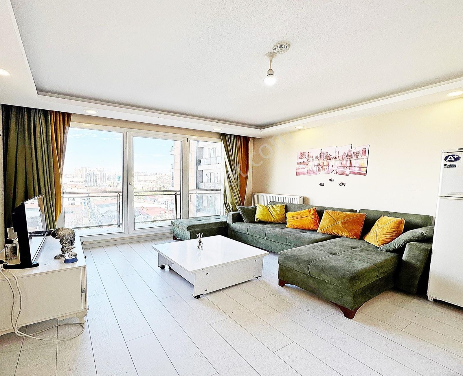 Prestijli Sitede Full Eşyalı Kiralık Daire 1+1 Daire!!!