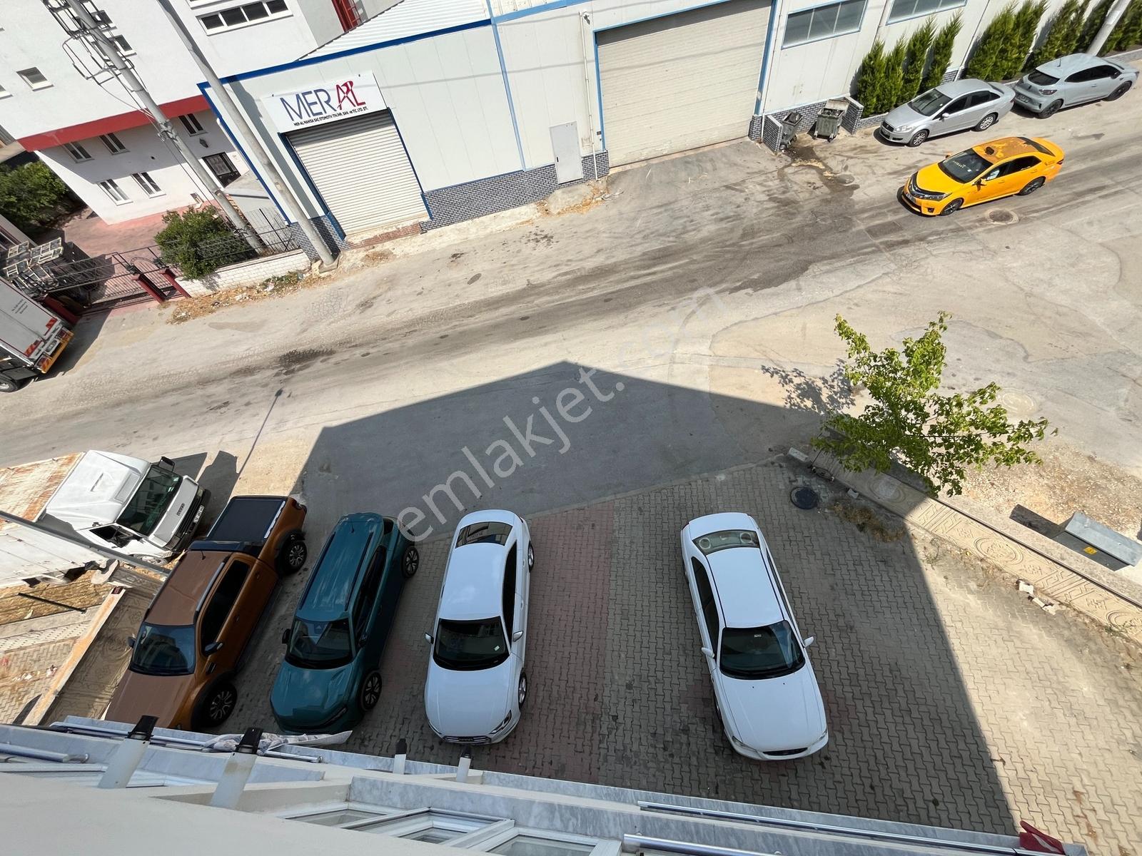 Nilüfer Çalı Mahallesinde Ferah 4+1 Dubleks | Çift Balkon - Görsel 21