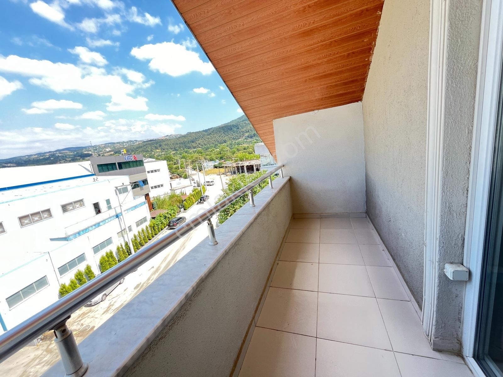 Nilüfer Çalı Mahallesinde Ferah 4+1 Dubleks | Çift Balkon - Görsel 15