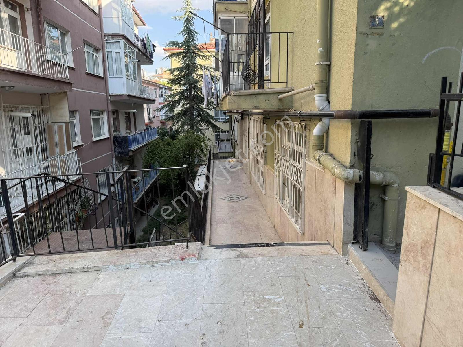 Çankaya Umut Mahallesi'nde Satılık 2+1 80 M² Giriş Kat Daire - Görsel 14