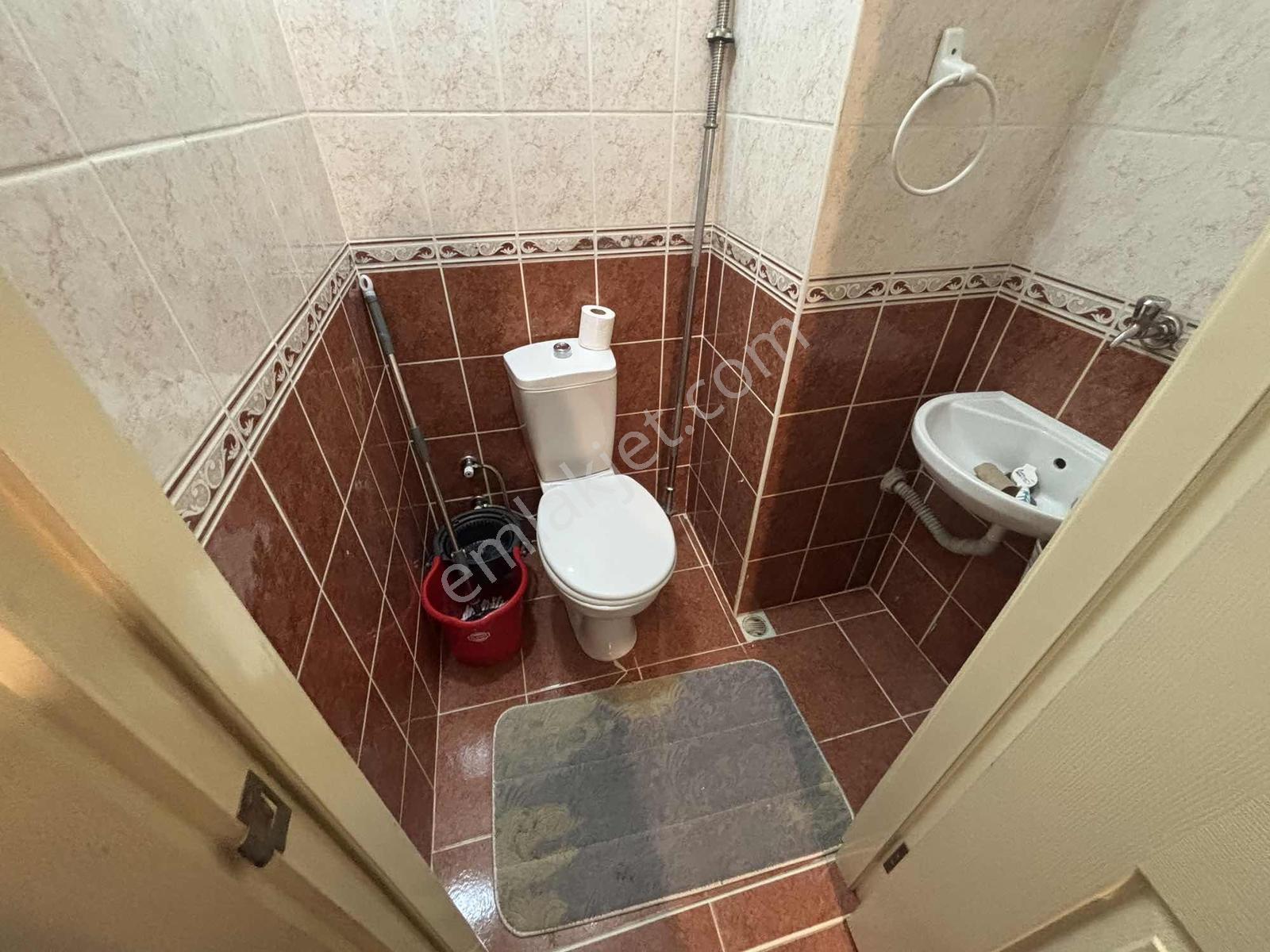 Bozdağ Gayrimenkul'den Kaynarca'da Satılık 2+1 70m2 Kiracılı - Görsel 3
