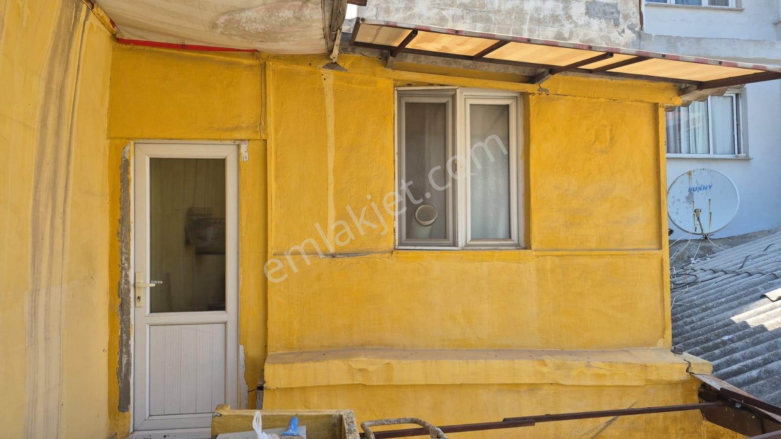 Demetten Bozyaka Kapalı Pazar Yakını Mustakil Ev Satılık ... - Görsel 12