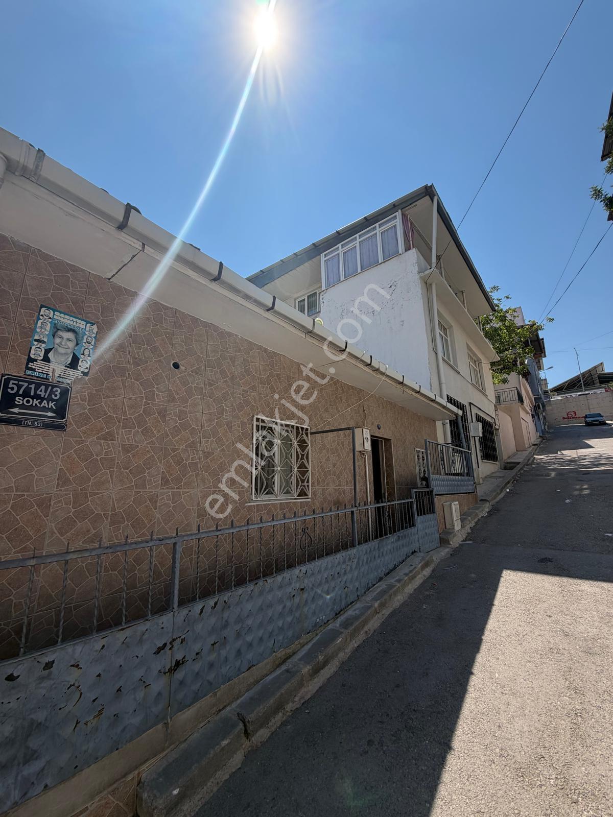 Demetten Bozyaka Kapalı Pazar Yakını Mustakil Ev Satılık ... - Görsel 15