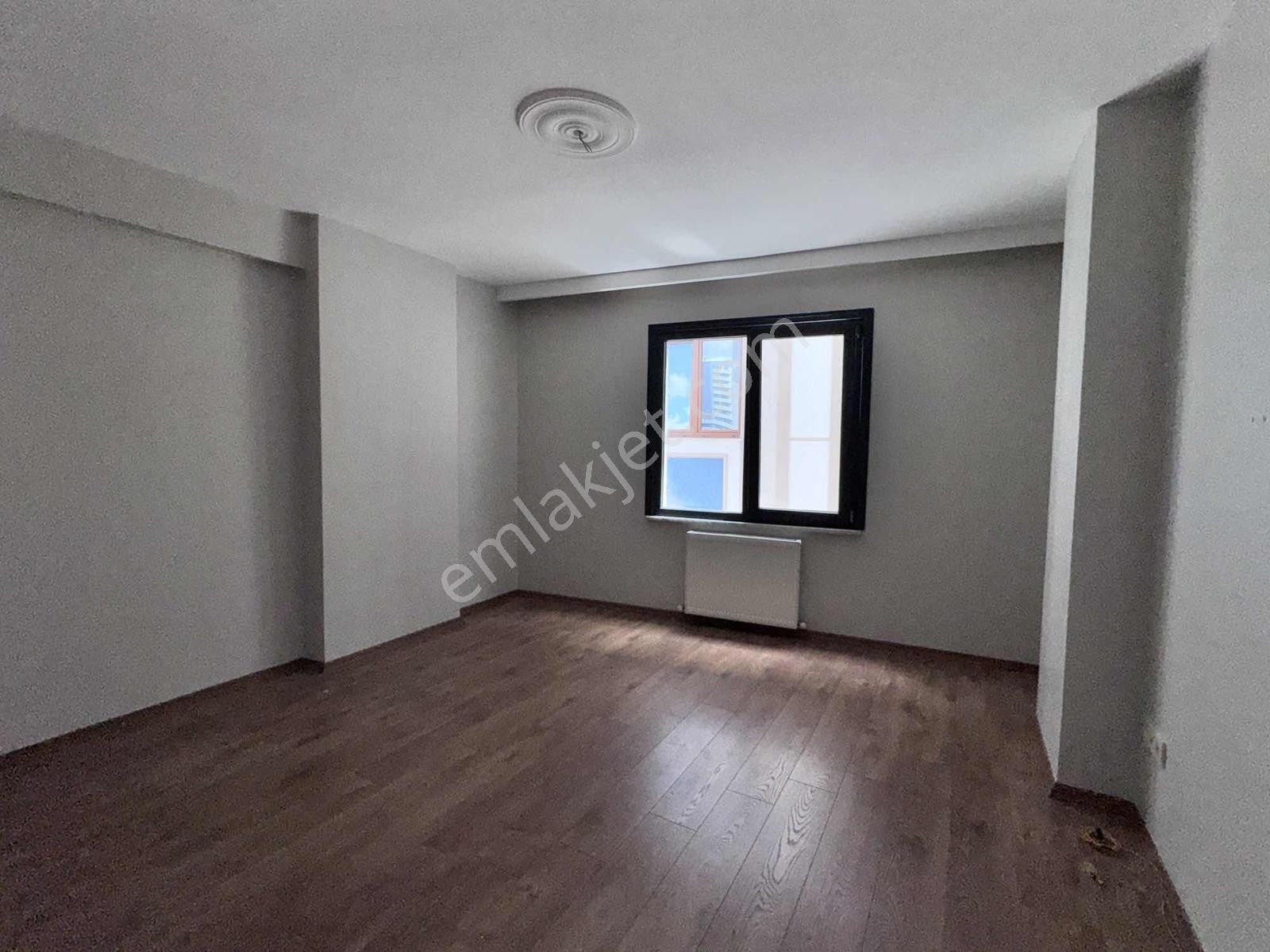 Veysel Karani Mah. Metroya Yakın Geniş 2+1 Kiralık Ara Kat Daire - Görsel 7