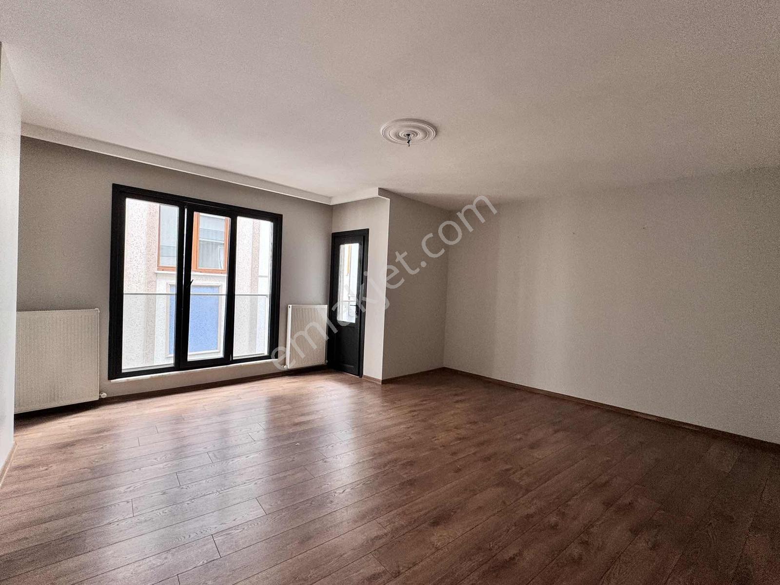 Veysel Karani Mah. Metroya Yakın Geniş 2+1 Kiralık Ara Kat Daire - Görsel 20