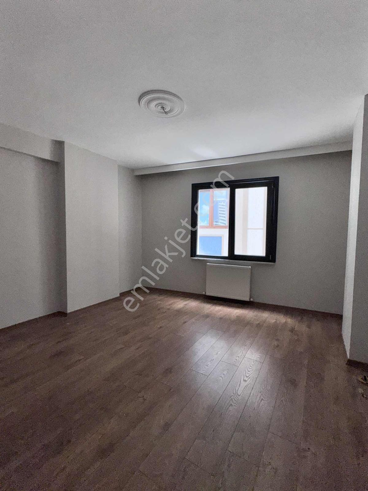 Veysel Karani Mah. Metroya Yakın Geniş 2+1 Kiralık Ara Kat Daire - Görsel 8