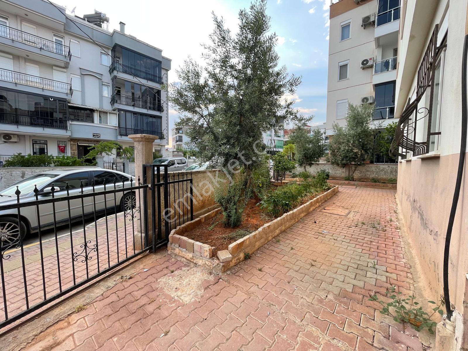 Antalya Ünsal Satılık 4+1 220 M2 2. Kat Dubleks Daire - Görsel 32