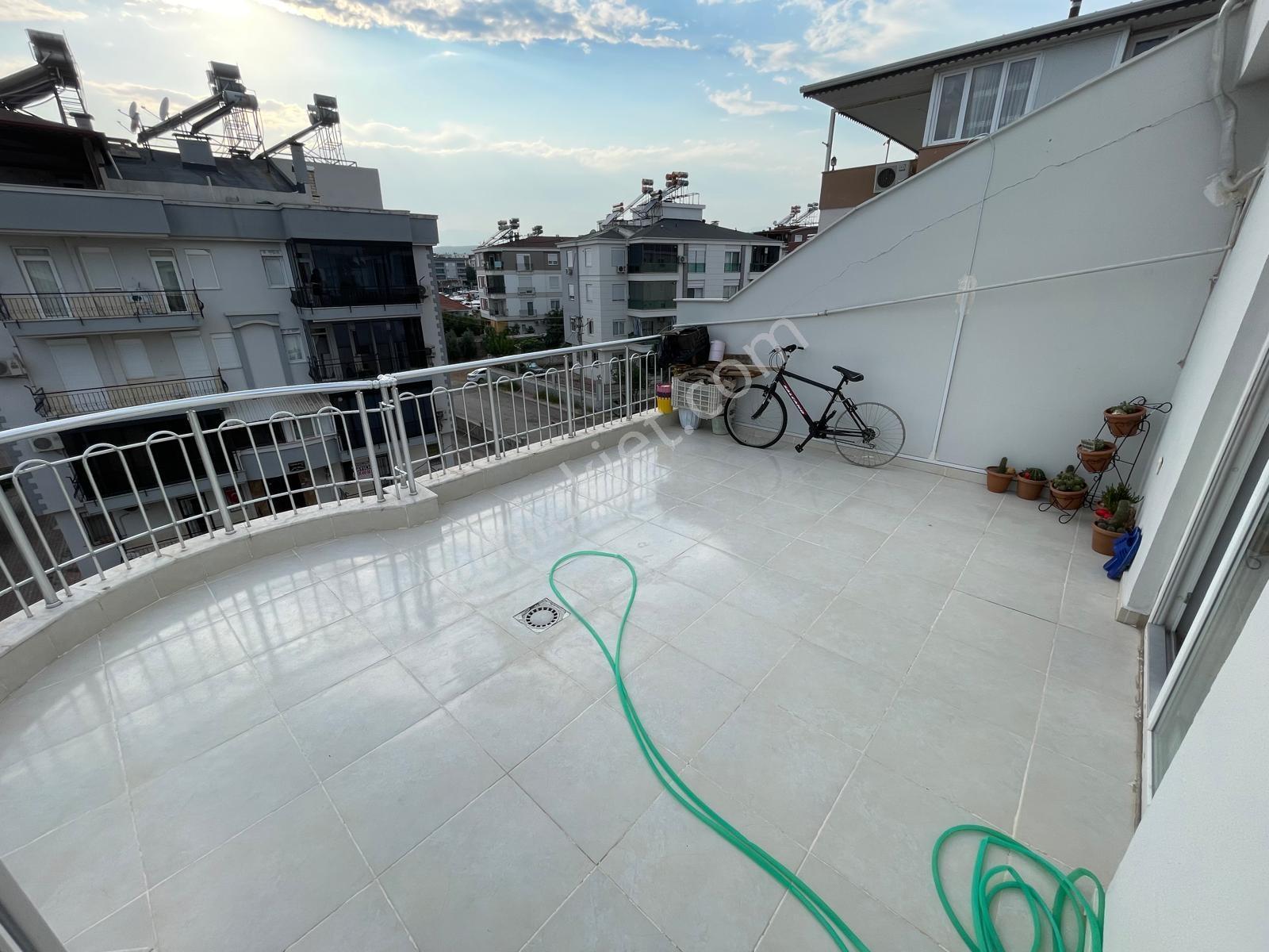 Antalya Ünsal Satılık 4+1 220 M2 2. Kat Dubleks Daire - Görsel 7