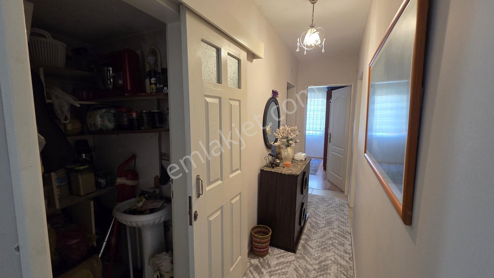 Kuşadası Ege Mah Çallı Sitesi Arakat 3+1 135m2 Kısmi Manzaralı - Görsel 6