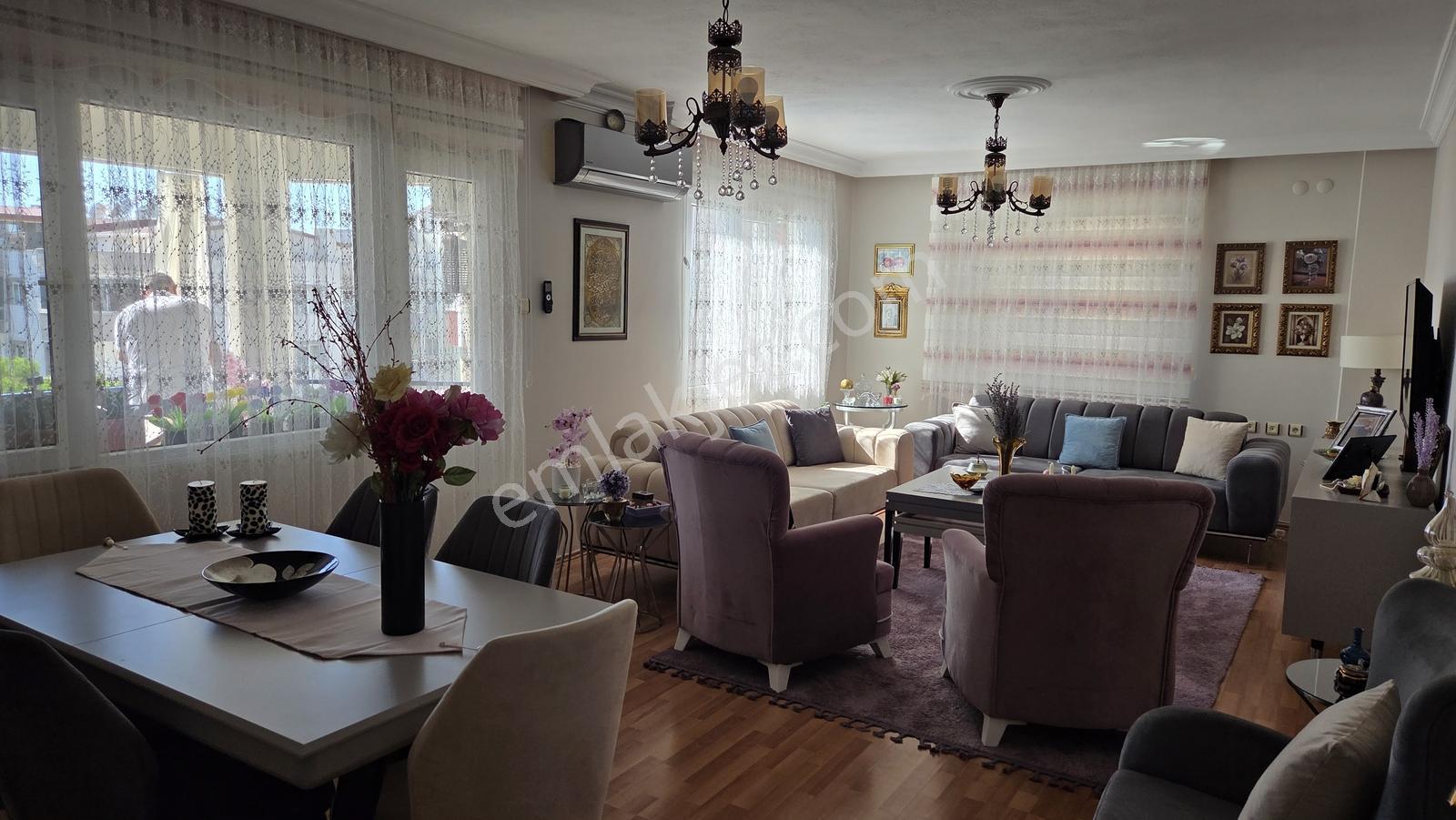 Kuşadası Ege Mah Çallı Sitesi Arakat 3+1 135m2 Kısmi Manzaralı - Görsel 8