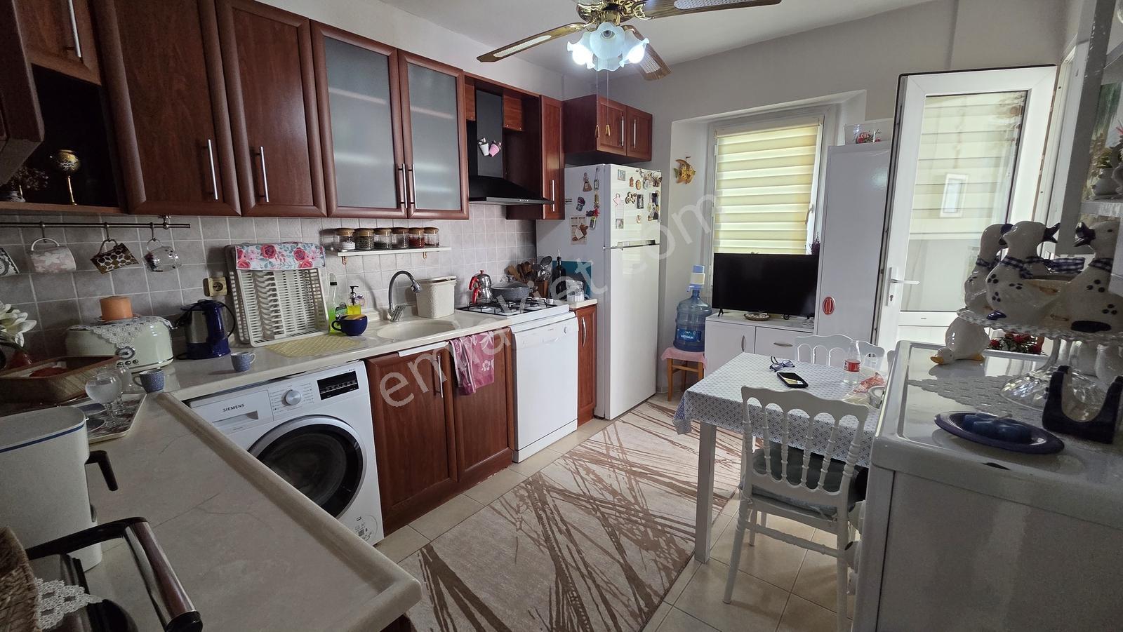 Kuşadası Ege Mah Çallı Sitesi Arakat 3+1 135m2 Kısmi Manzaralı - Görsel 7