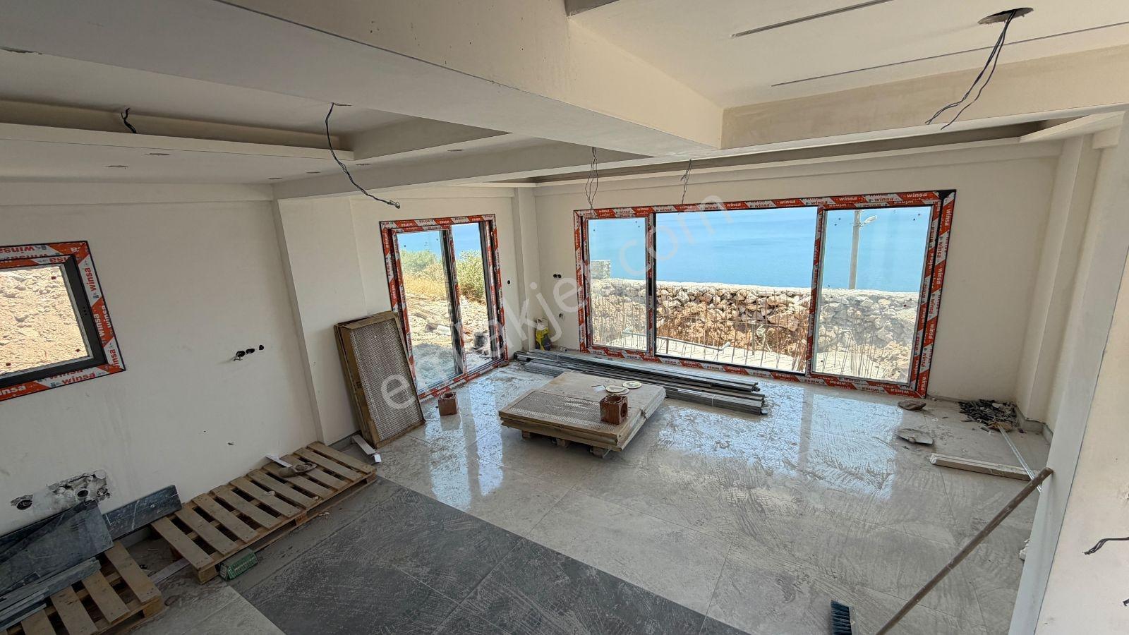 Çandarlı'da Full Deniz Manzaralı Sonsuzluk Havuzlu Villa - Görsel 15