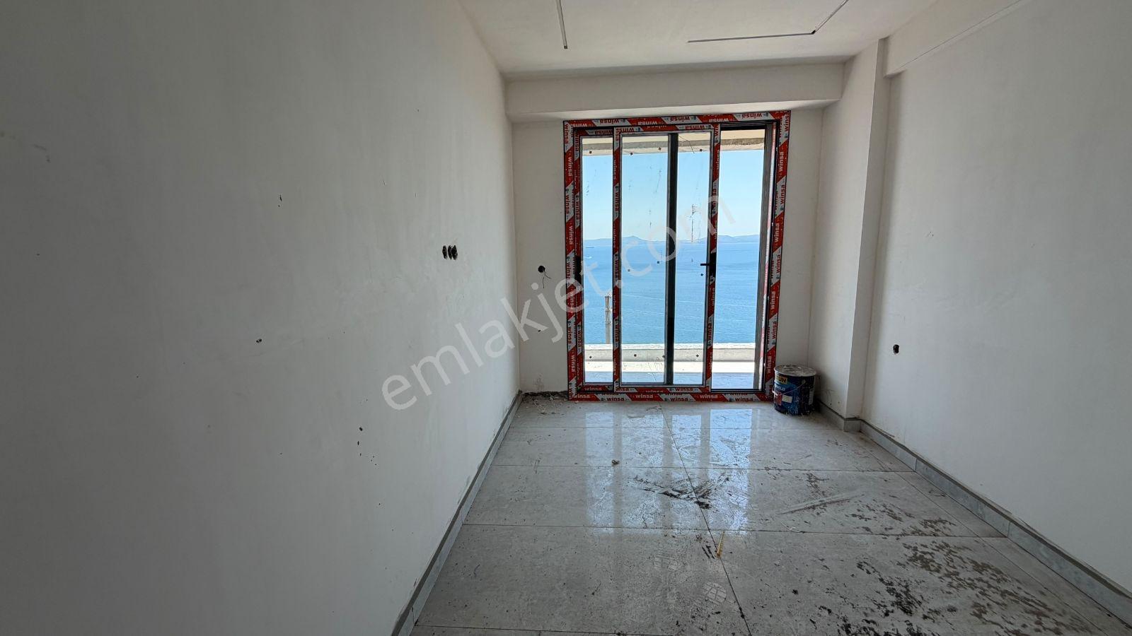 Çandarlı'da Full Deniz Manzaralı Sonsuzluk Havuzlu Villa - Görsel 13