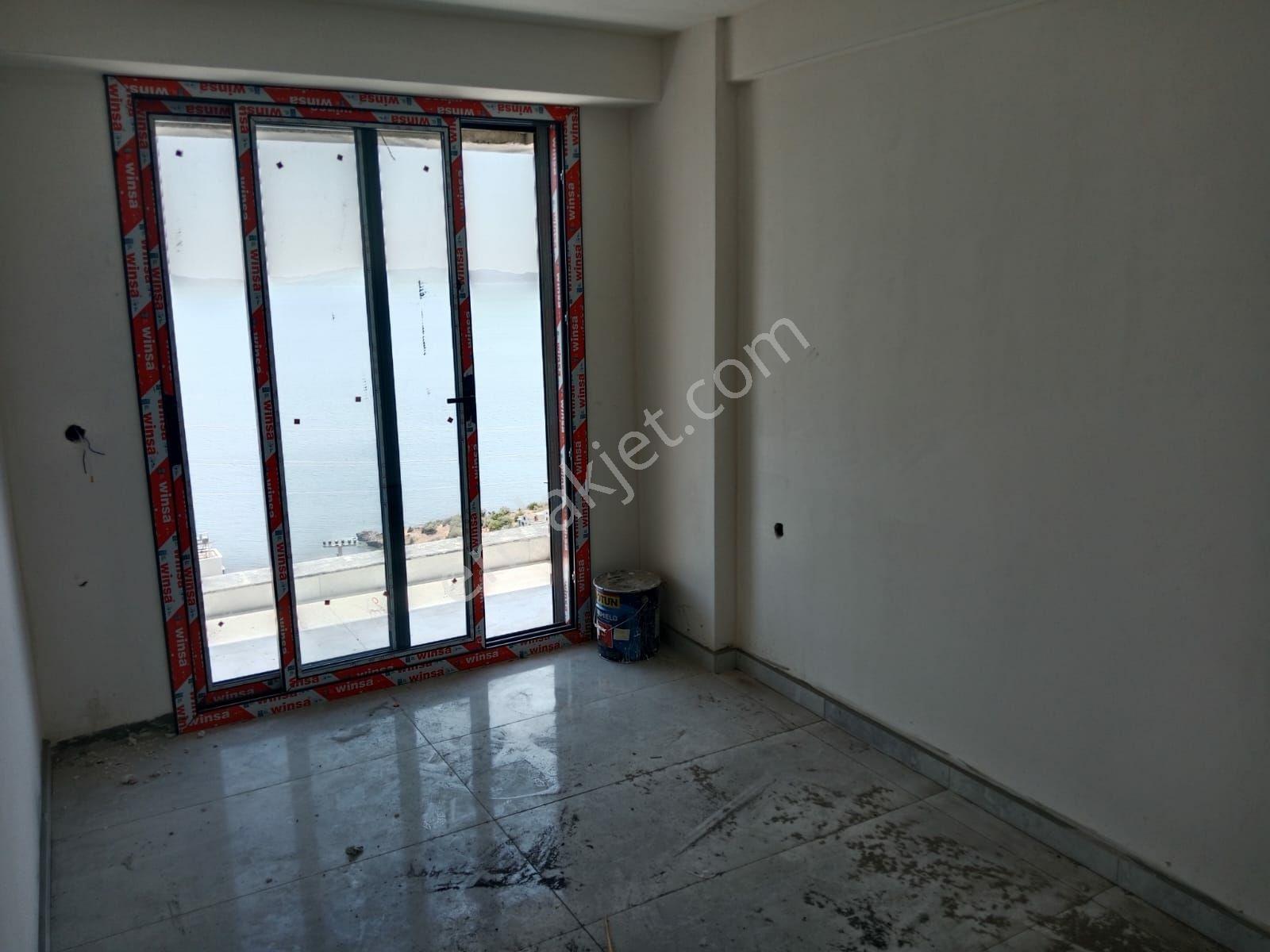 Çandarlı'da Full Deniz Manzaralı Sonsuzluk Havuzlu Villa - Görsel 2
