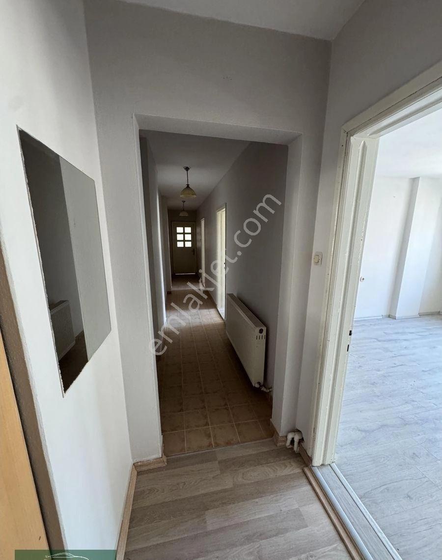 Orhangazi Merkeze Yürüme Mesafesinde Kiralık 3+1 Daire - Görsel 30