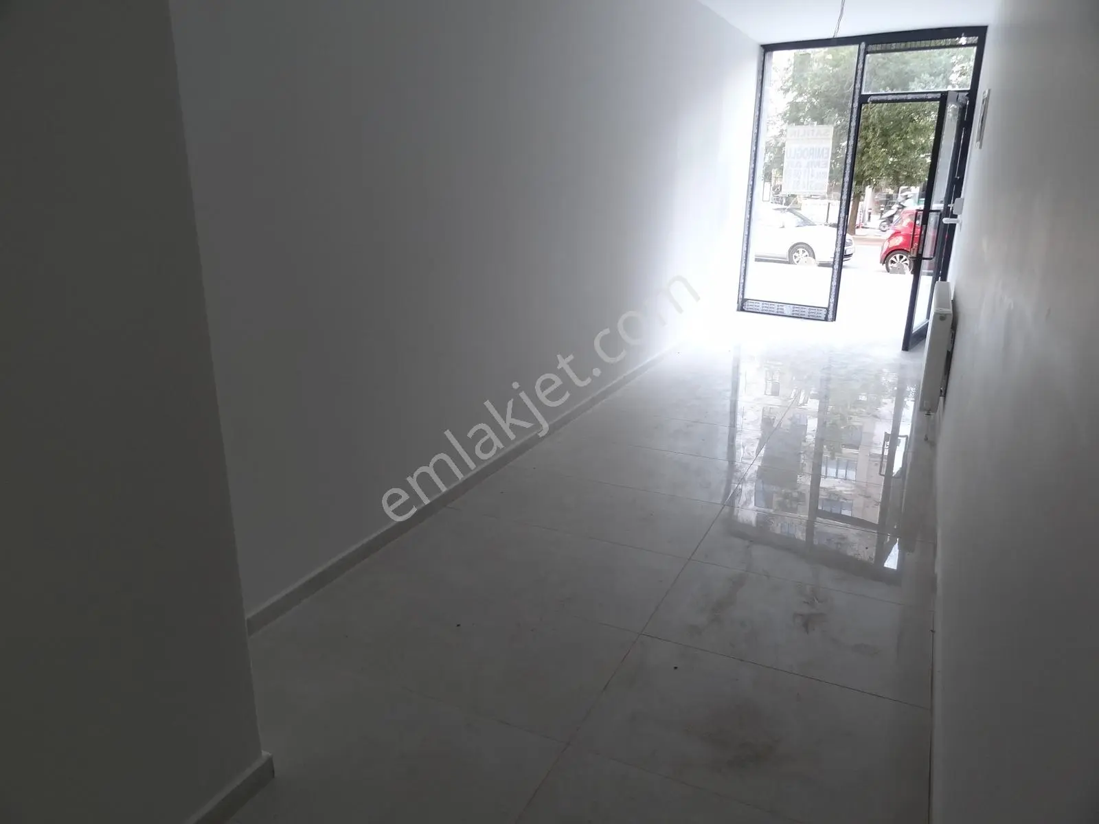 Erenköy Minibüs Cadde Üzerinde Fırsat Satılık Dükkan 20m2. - Görsel 25