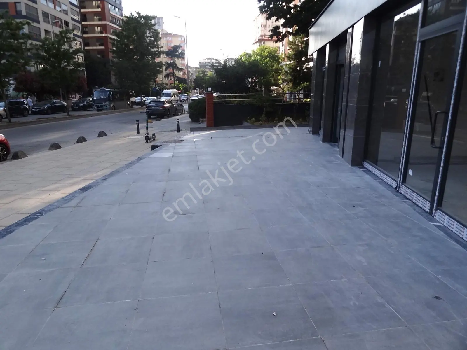 Erenköy Minibüs Cadde Üzerinde Fırsat Satılık Dükkan 20m2. - Görsel 14