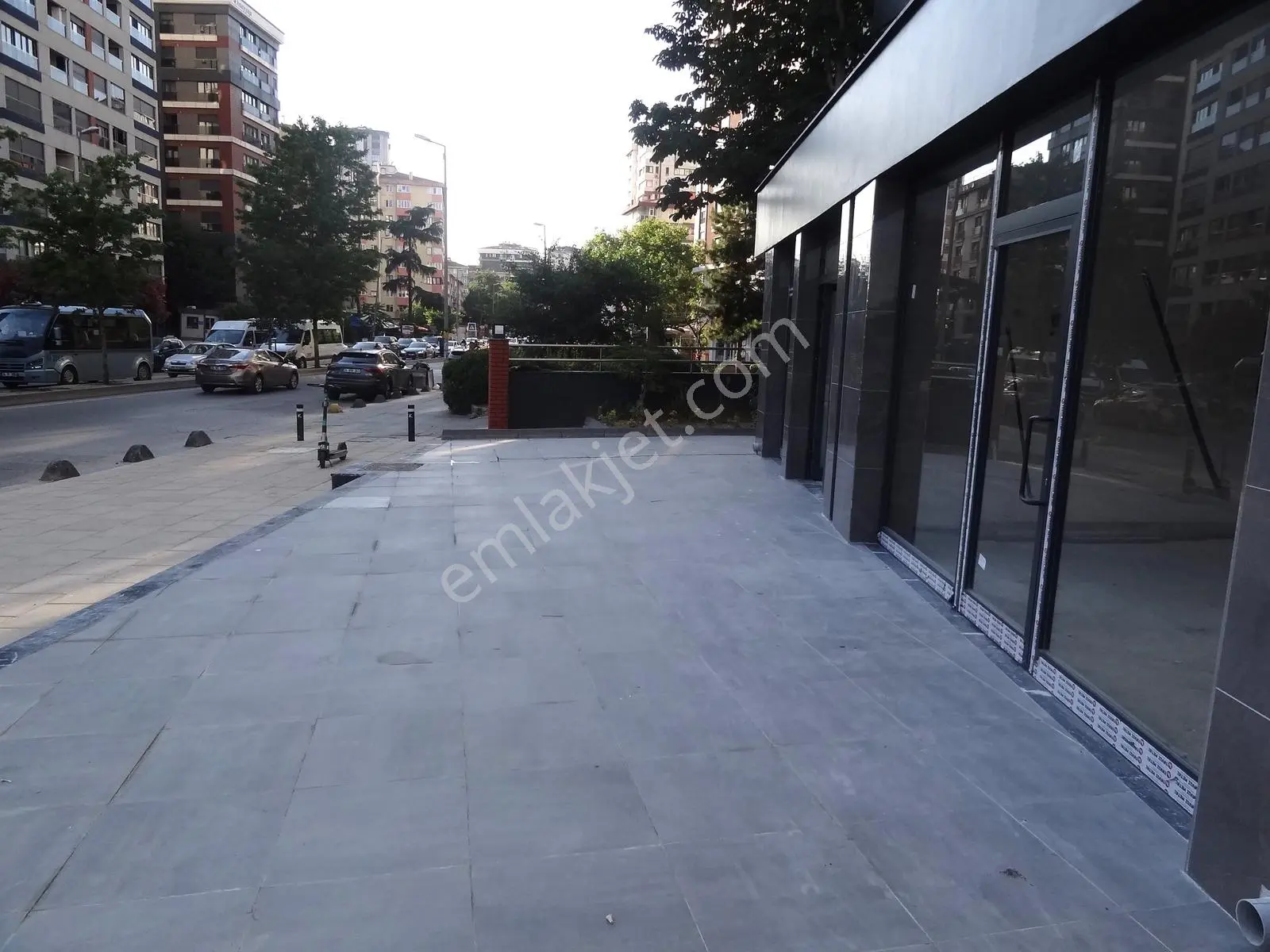 Erenköy Minibüs Cadde Üzerinde Fırsat Satılık Dükkan 20m2. - Görsel 12