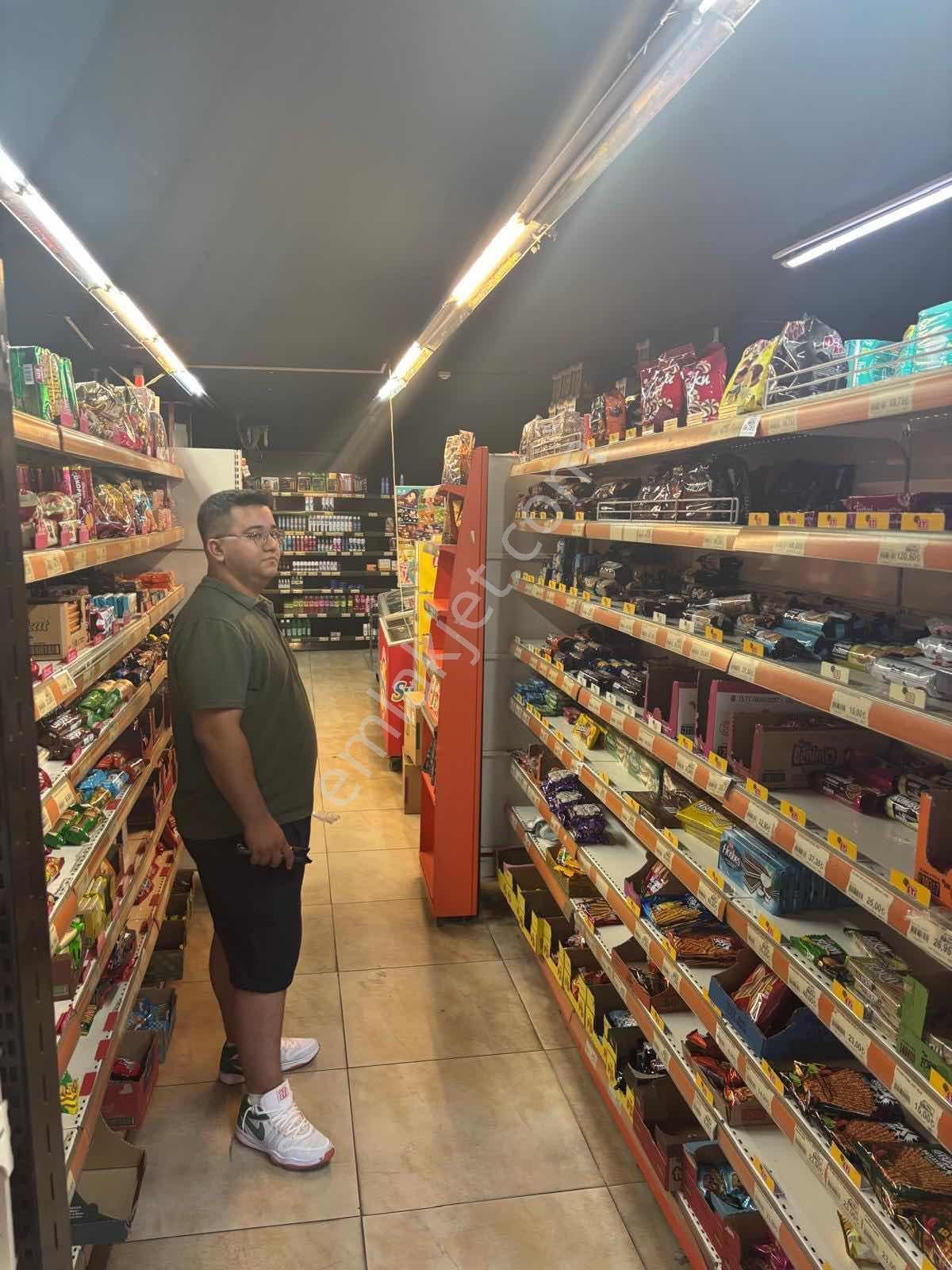 Devren Satilik Market / K.cekmece Caddeye Yakin - Görsel 7